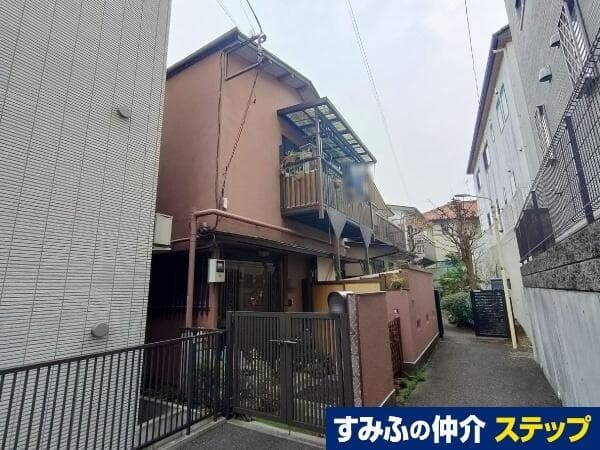 渋谷区上原１丁目借地権付アパート１棟・戸建２棟