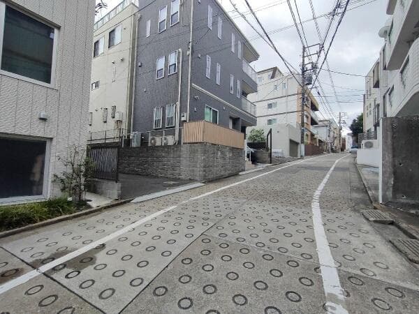 渋谷区上原１丁目借地権付アパート１棟・戸建２棟 - 5