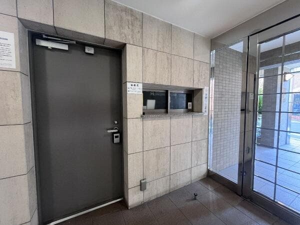 ルーブル都立大学 - 9