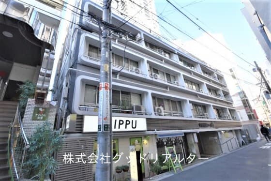 中野住研コーポ【駅徒歩3分×路面店×77.15㎡】